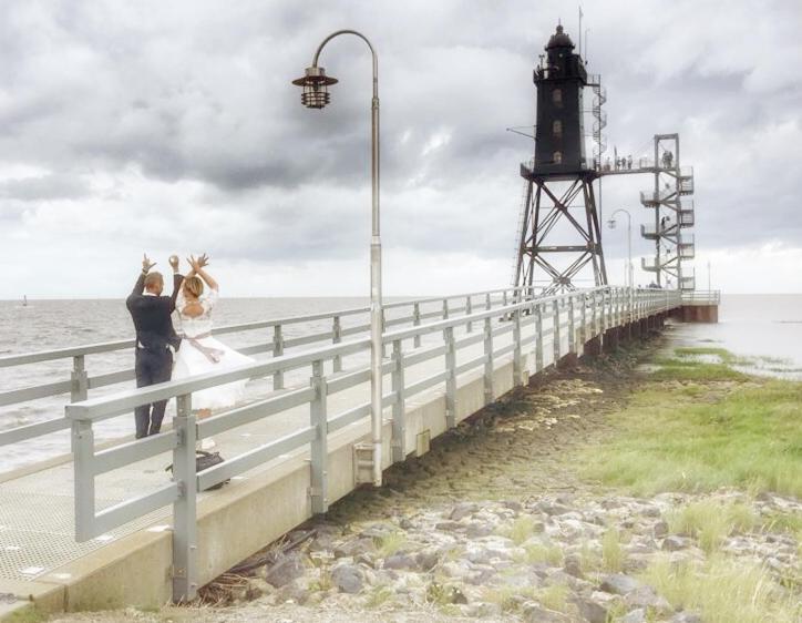 Nordseeklima Direkt Hinter Der Balkontuer Ferienwohnung De Twargbutt โดรุมนอยเฟลด์ ภายนอก รูปภาพ